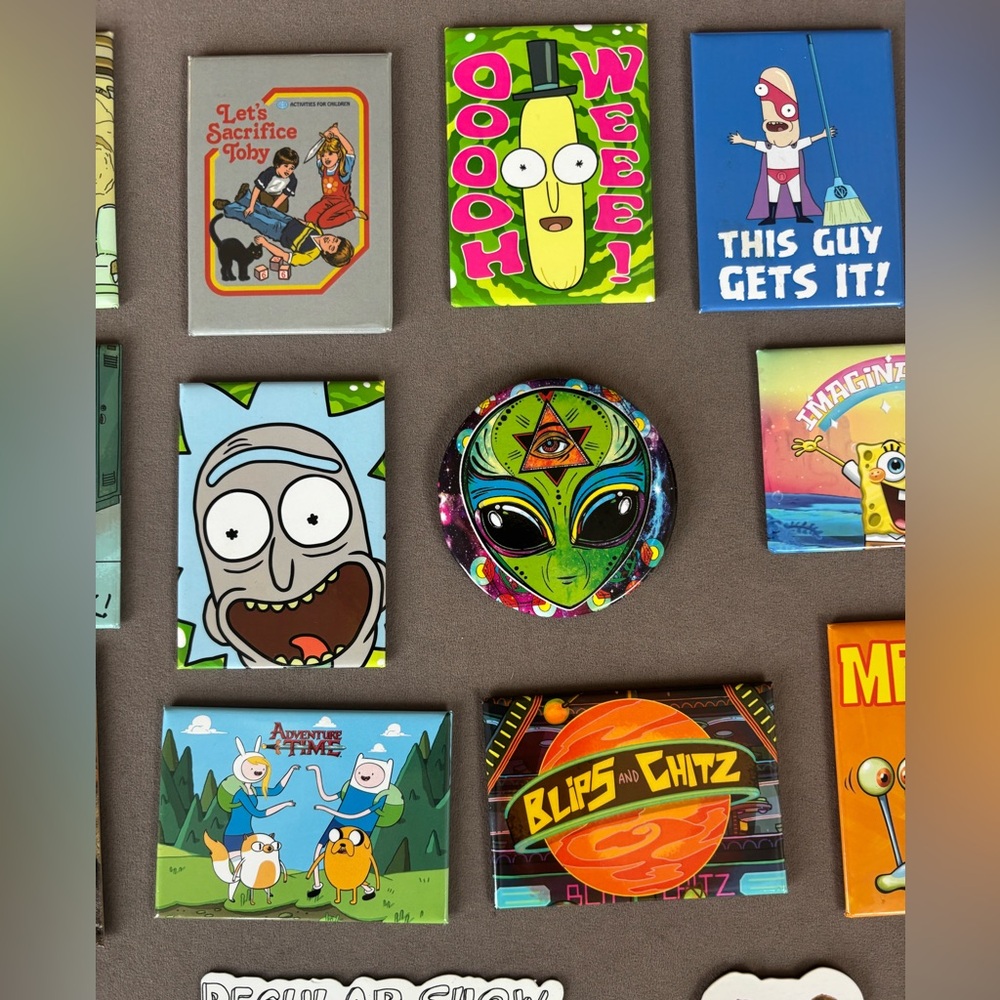 Assorted Cartoon and Movie Magnets - Picture 3 of 15